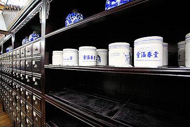 《解限机》公测前瞻直播速览，重塑机甲对战新纪元